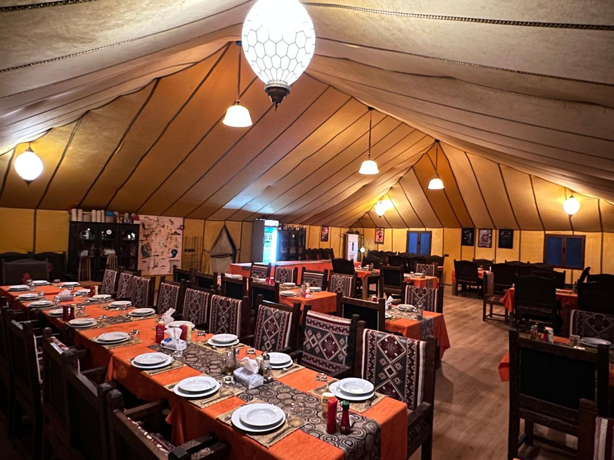 Hotel Luxury Oasis Camp Merzouga Zewnętrze zdjęcie